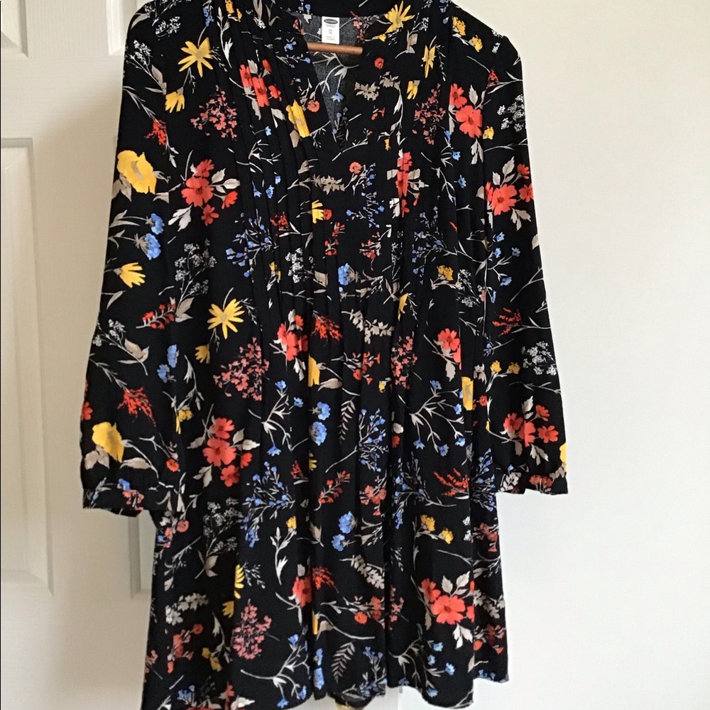 Long sleeve shift dress